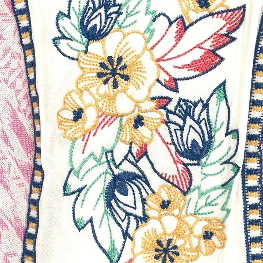 Flying Tomato Cream Full Length Maxi Dress Ivory Floral Embroidered Size Medium - Picture 4 of 8